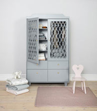 Load image into Gallery viewer, Cam Cam Heart Chair in Blossom Pink