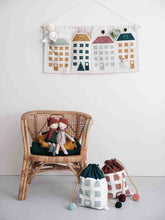 Load image into Gallery viewer, Fabelab Advent Calendar - Town House
