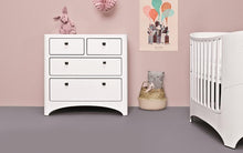 Load image into Gallery viewer, Leander Baby Cot - White