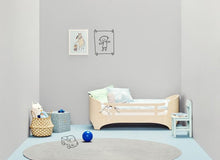 Load image into Gallery viewer, Leander Baby Cot - Whitewash