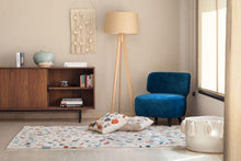 Load image into Gallery viewer, Lorena Canals Basket Tassels Natural