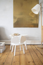Load image into Gallery viewer, Nofred Mouse table in white (2-5 years)
