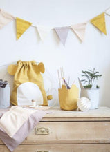 Load image into Gallery viewer, Fabelab Desk Storage - Cuddly Cat
