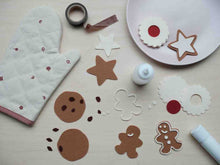 Load image into Gallery viewer, Fabelab DIY Felt Christmas Cookies
