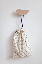 Load image into Gallery viewer, Hagelens Feather clothes hook
