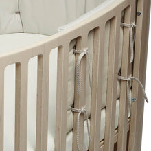 Load image into Gallery viewer, Leander Cot Bumper for Leander Classic Baby Cot
