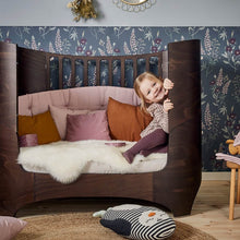 Load image into Gallery viewer, Leander Cot Bumper for Leander Classic Baby Cot
