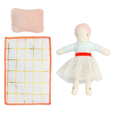 Load image into Gallery viewer, Meri Meri Matilda's House Mini Suitcase
