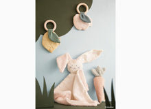 Load image into Gallery viewer, Nobodinoz Lemon teether ring
