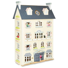 Load image into Gallery viewer, Le Toy Van Palace Dolls House
